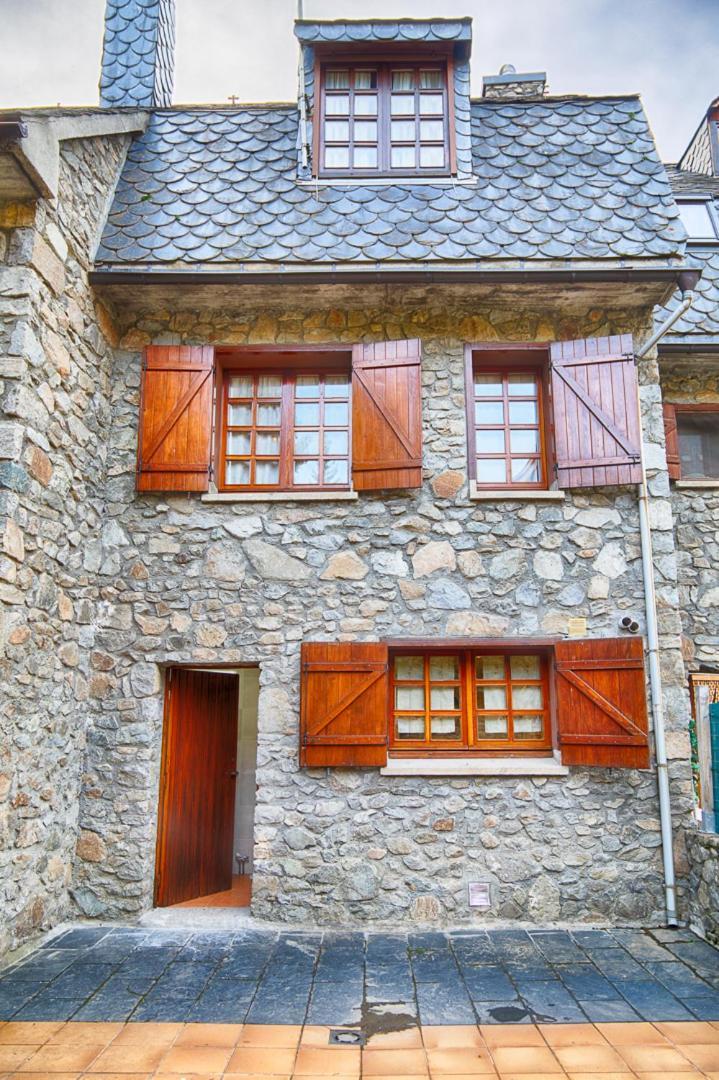 Villa Saplan Real Estate Pensaueth Salardú Exterior foto